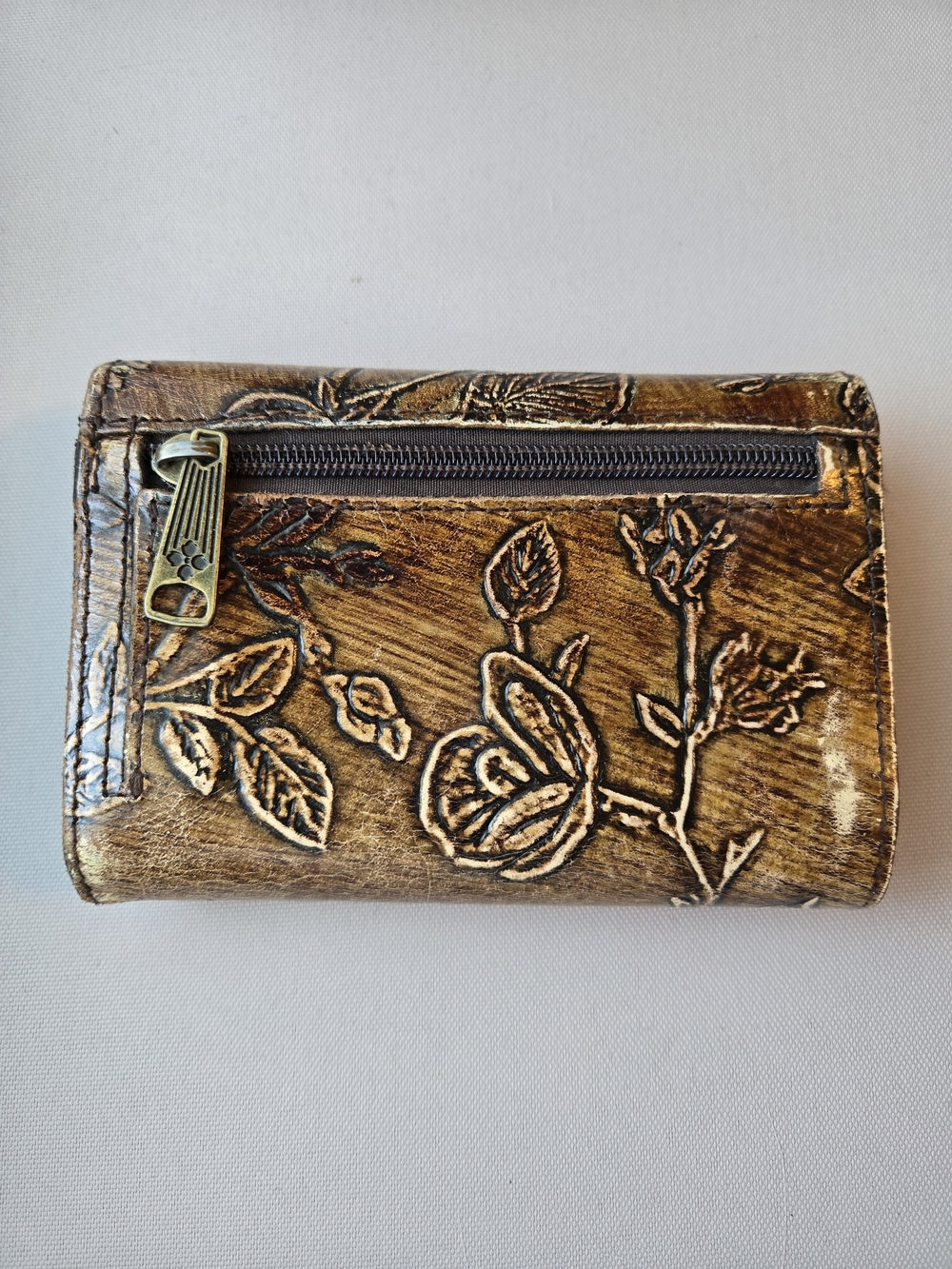 Patricia Nash Bark Leavez Metallic Brown Embossed Floral Wallet with Gold Bar - Picture 2 of 7
